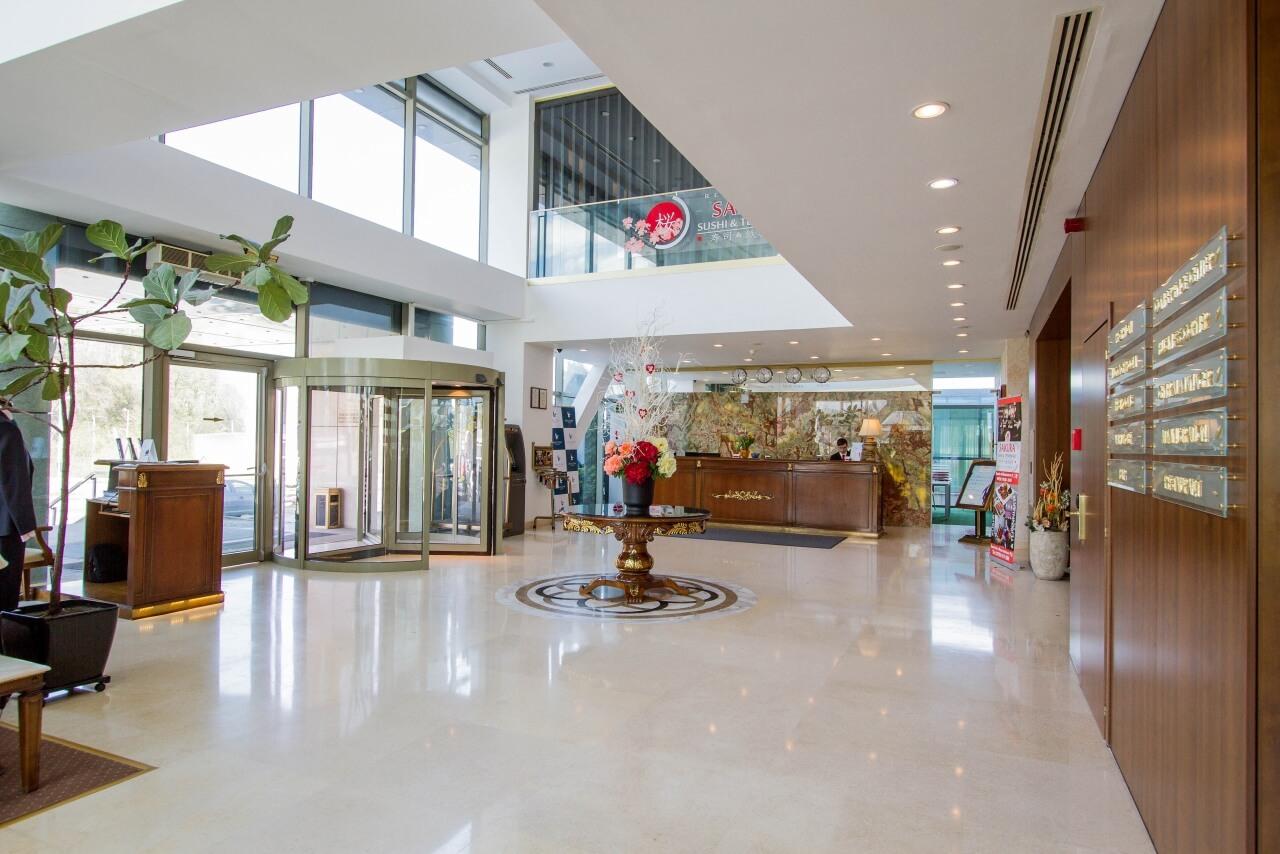 Hotel Hp Tower One Brasov Сэчеле Экстерьер фото