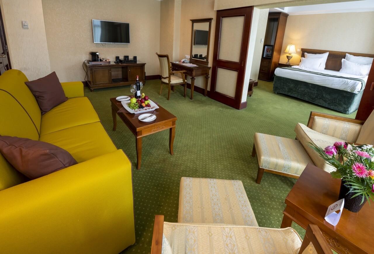 Hotel Hp Tower One Brasov Сэчеле Экстерьер фото