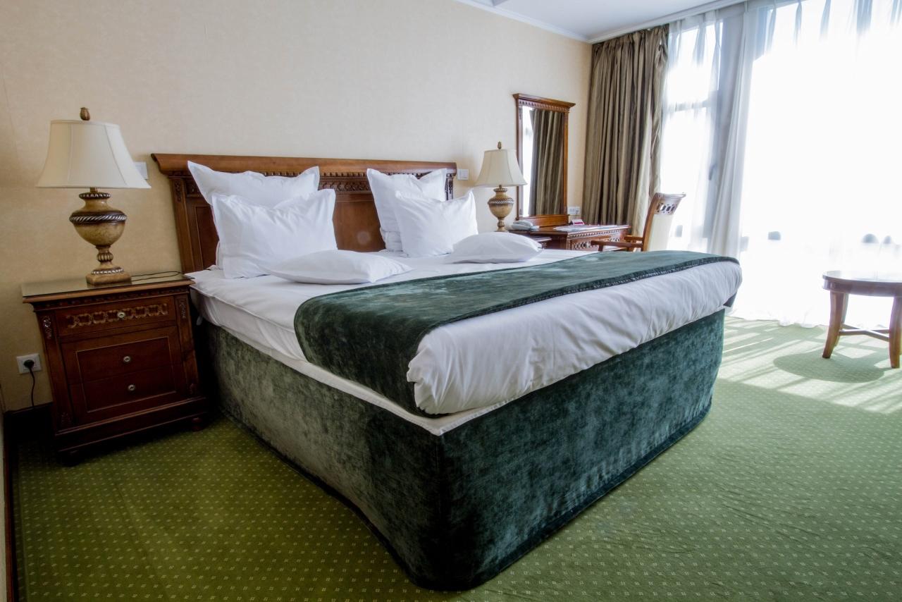 Hotel Hp Tower One Brasov Сэчеле Экстерьер фото