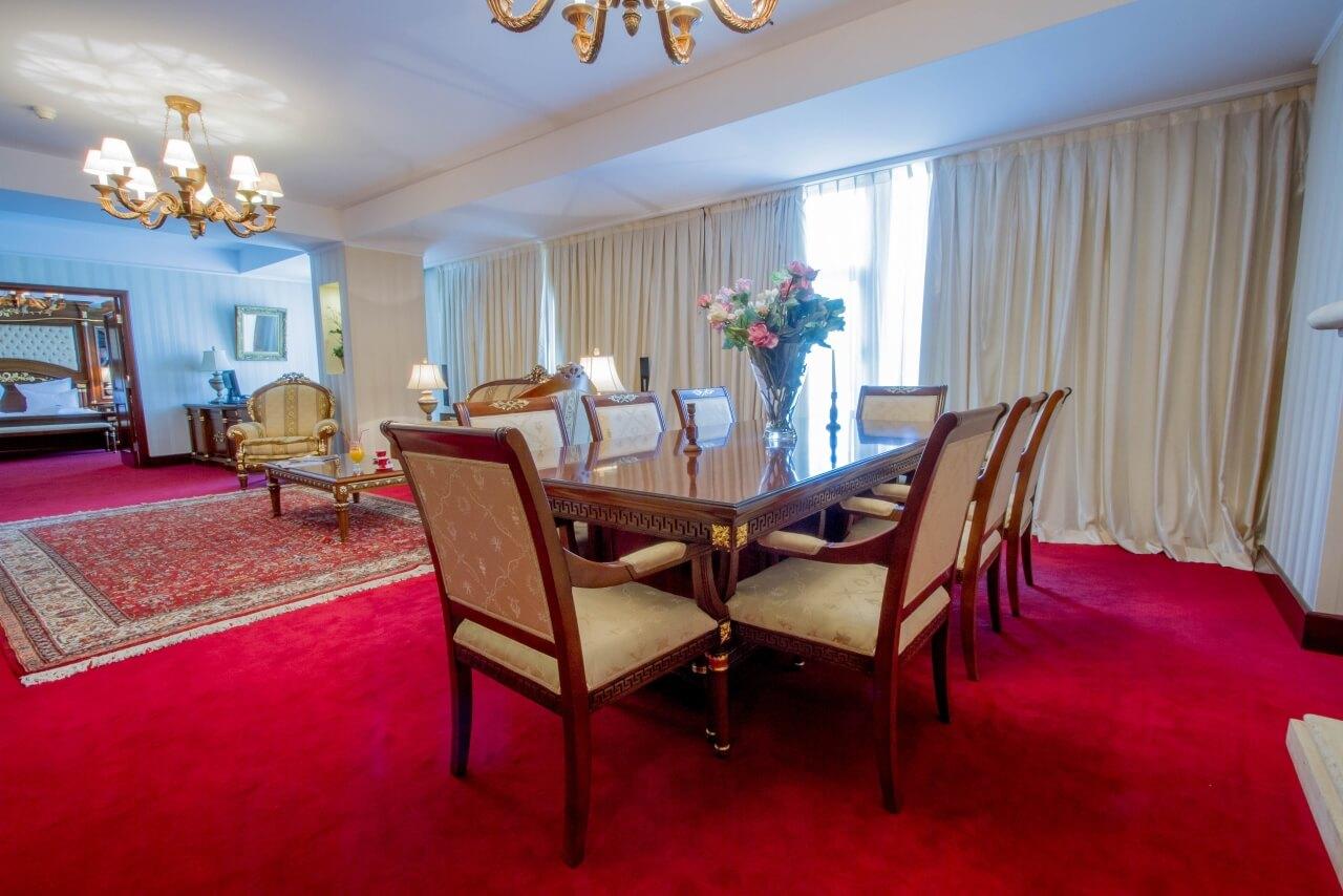 Hotel Hp Tower One Brasov Сэчеле Экстерьер фото