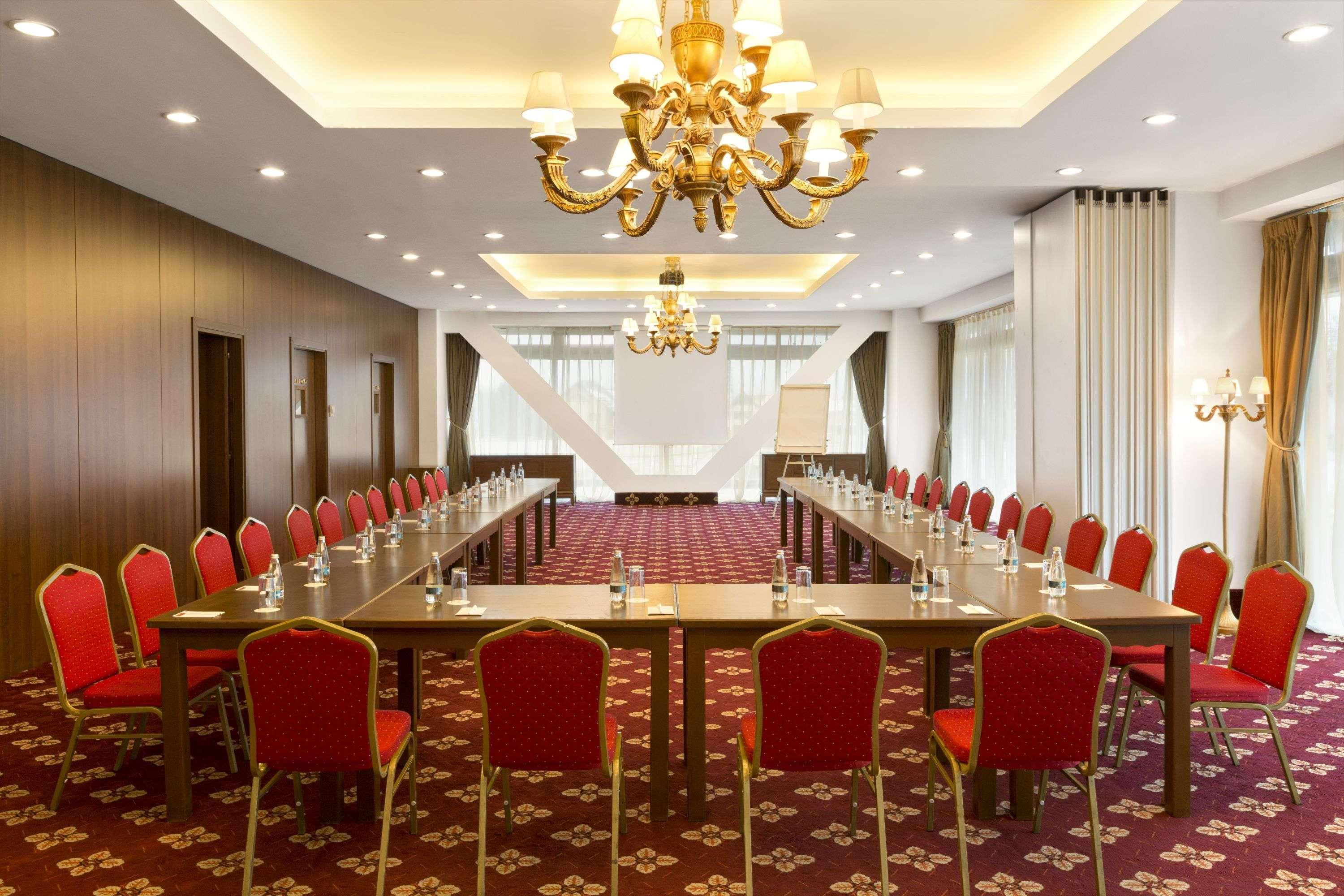 Hotel Hp Tower One Brasov Сэчеле Экстерьер фото